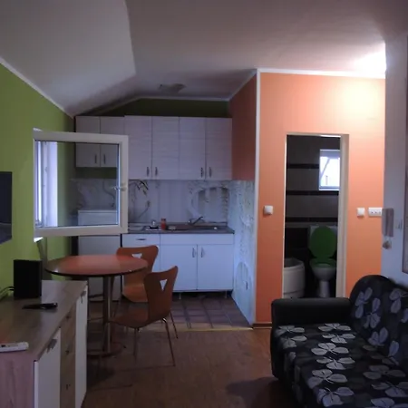43 Apartment